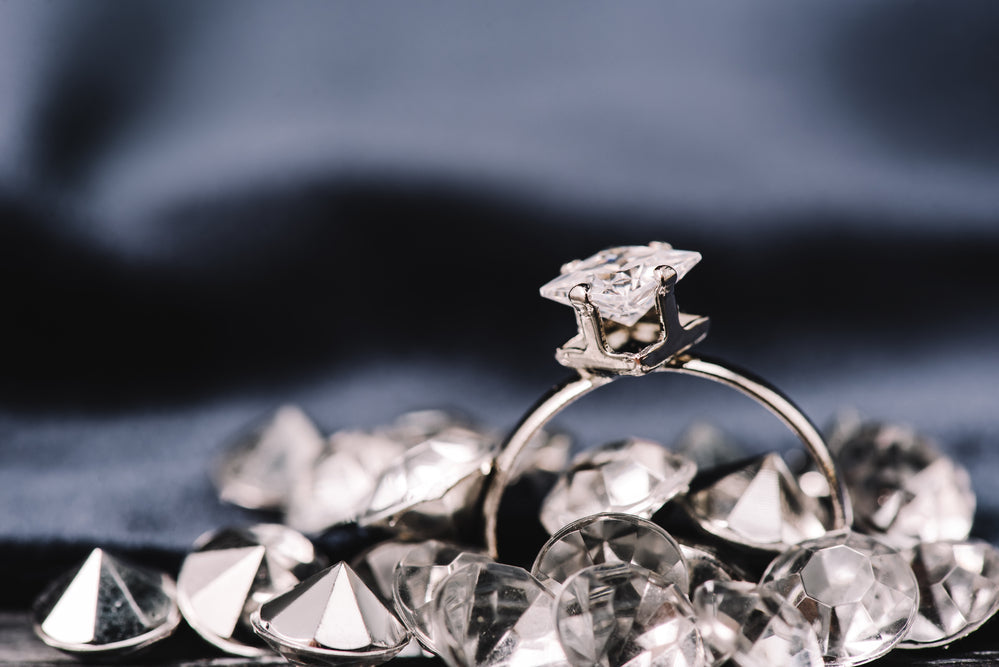 The External Factors that Affect Diamond Valuation