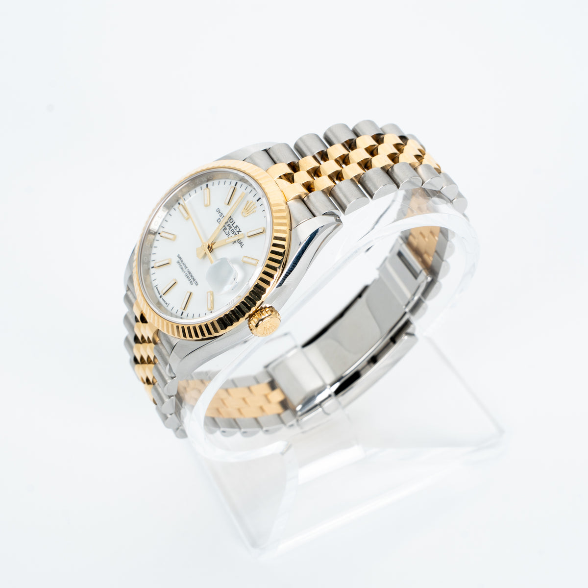 2026 Rolex Datejust 36 Ref. 126233 White Dial Two-Tone Jubilee – Box & Papers