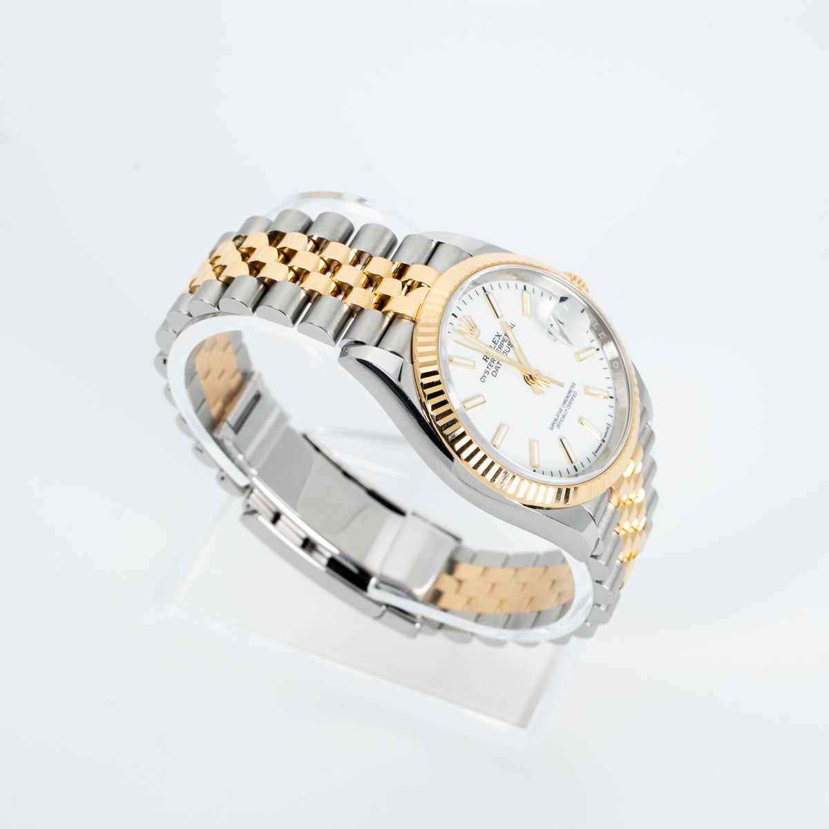 2026 Rolex Datejust 36 Ref. 126233 White Dial Two-Tone Jubilee – Box & Papers