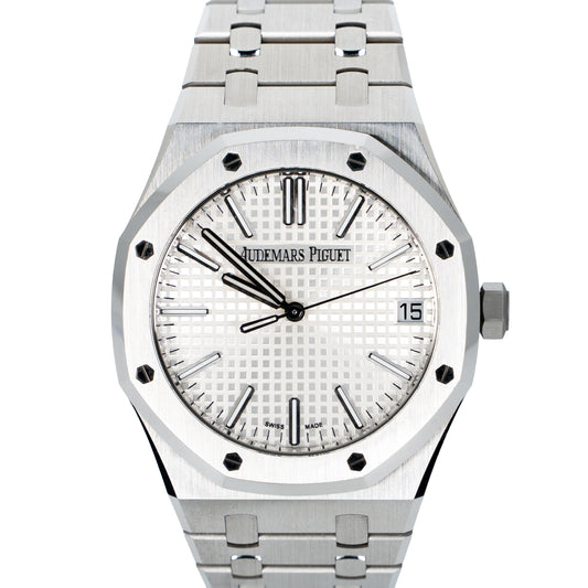 Circa 2021 Audemars Piguet Royal Oak 41mm Ref. 15500ST Silver Dial – Box & Papers