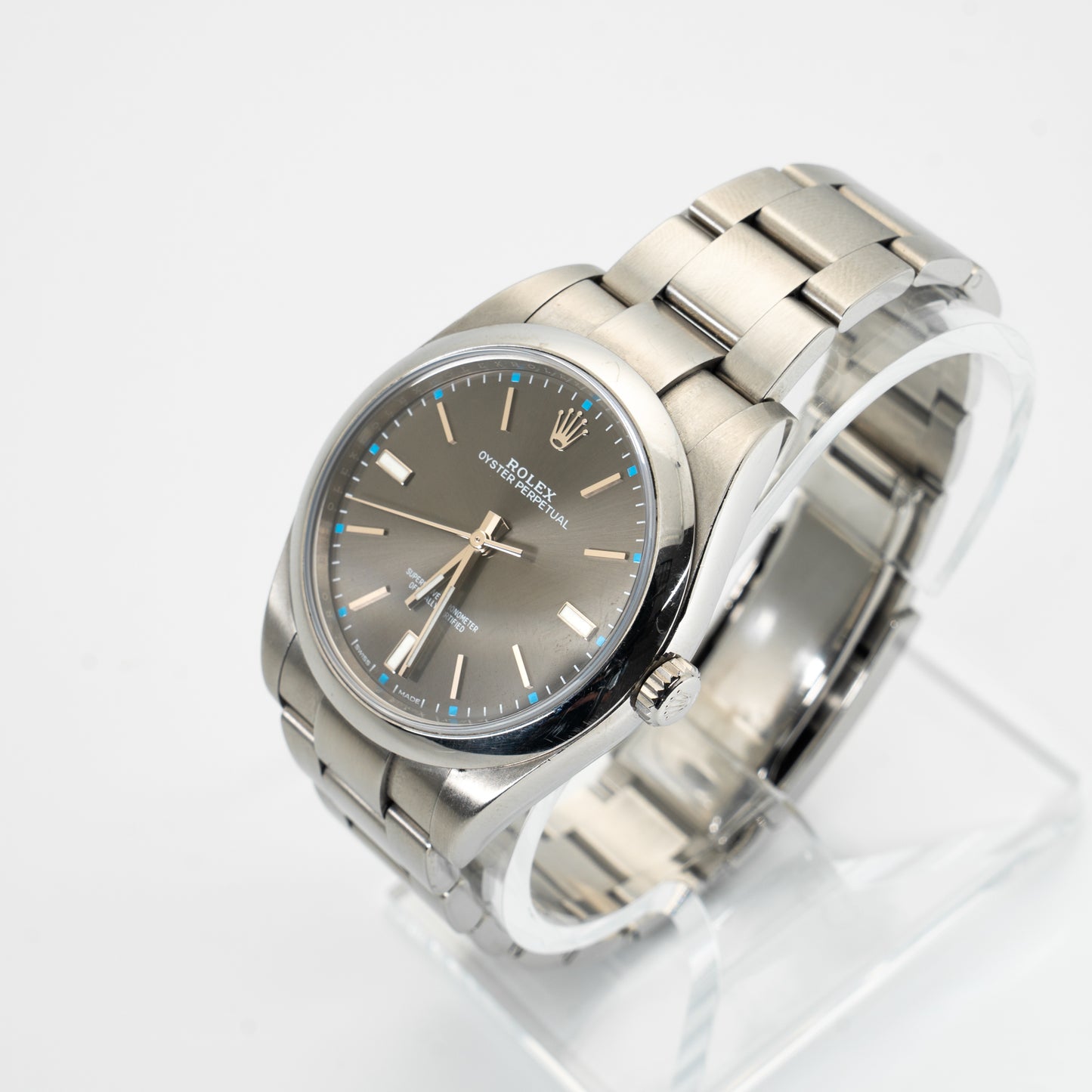 Rolex Oyster Perpetual 39 Ref. 114300