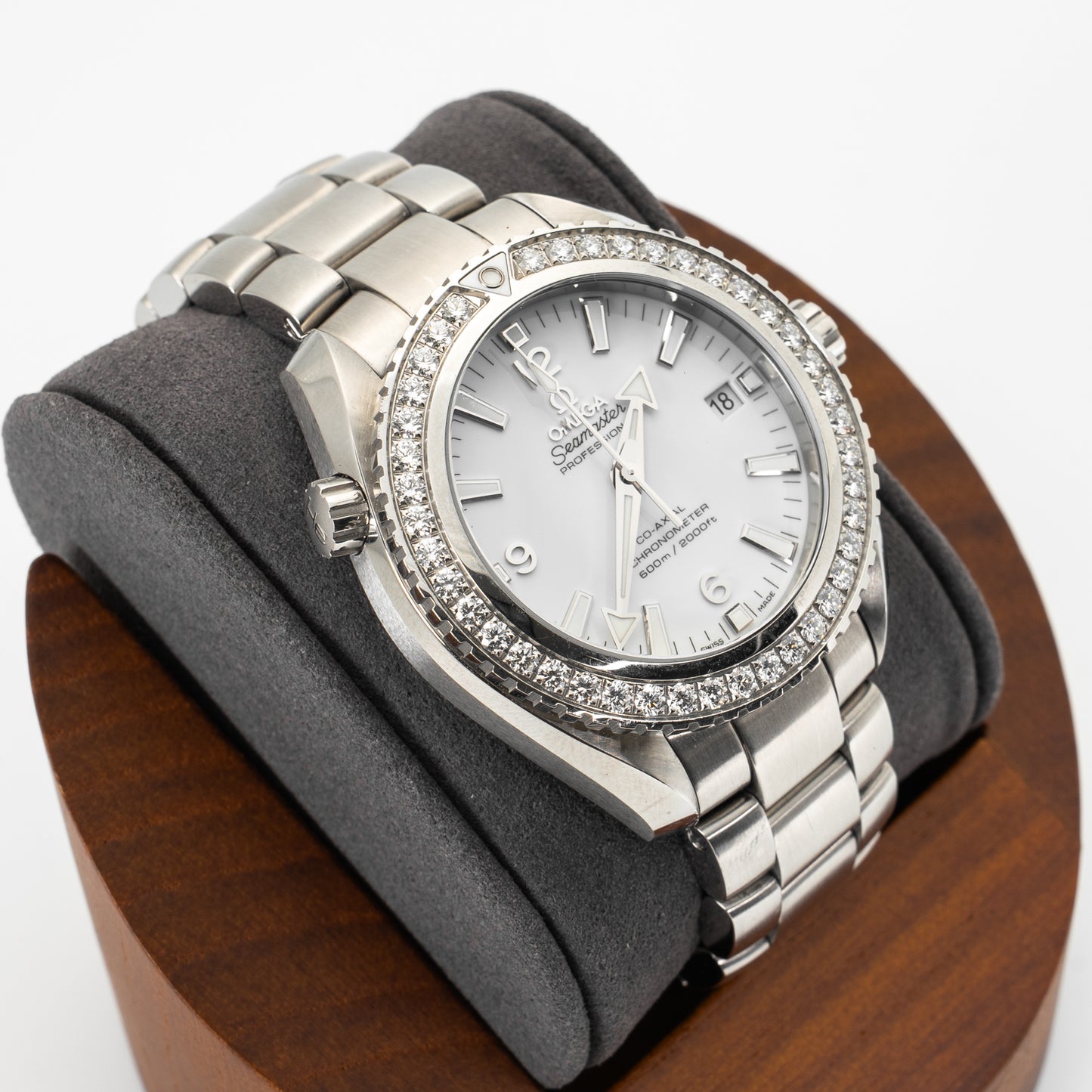 Omega Seamaster Planet Ocean 600M Co-Axial Ref. 232.15.38.20.04.001