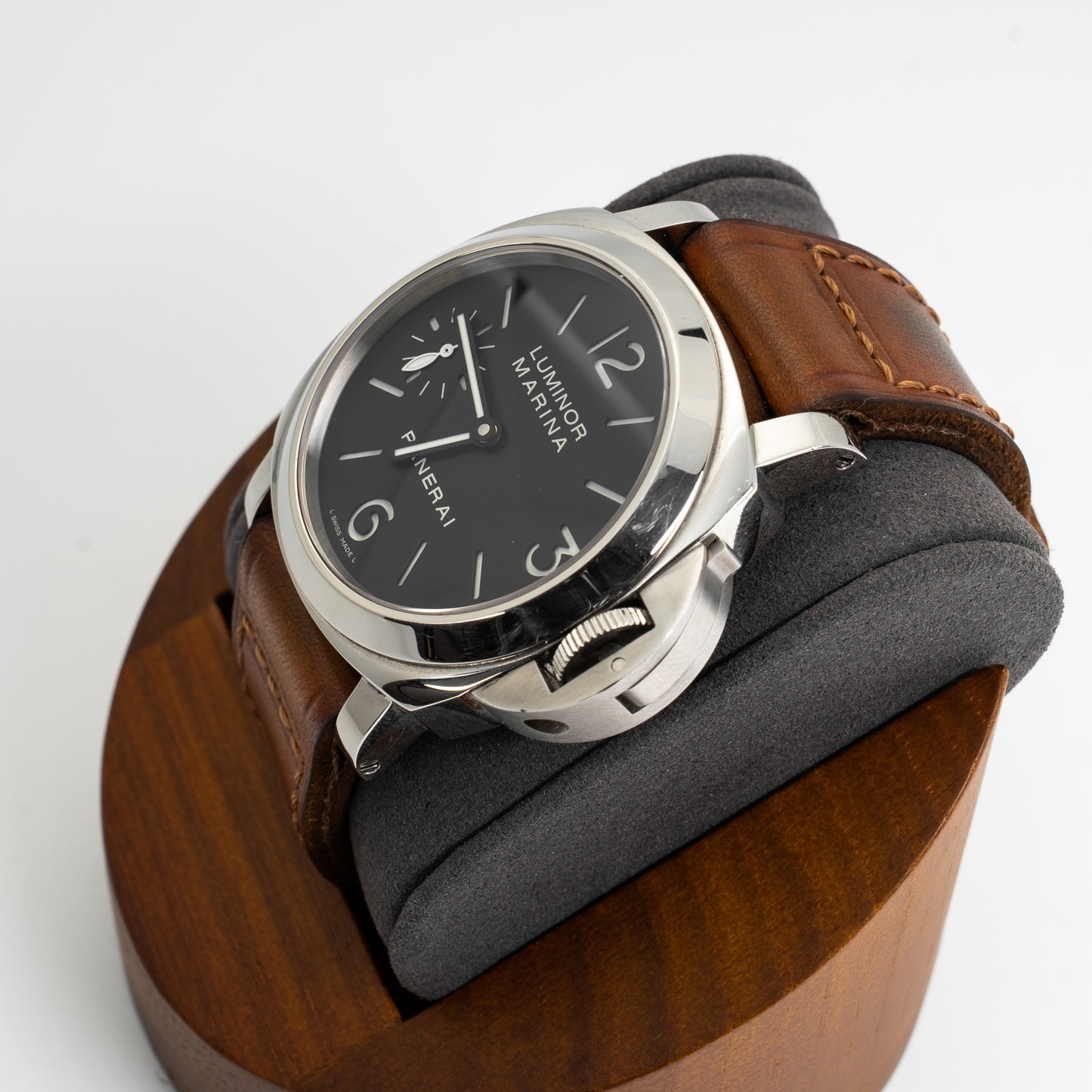 Panerai Luminor Base Logo PAM00111