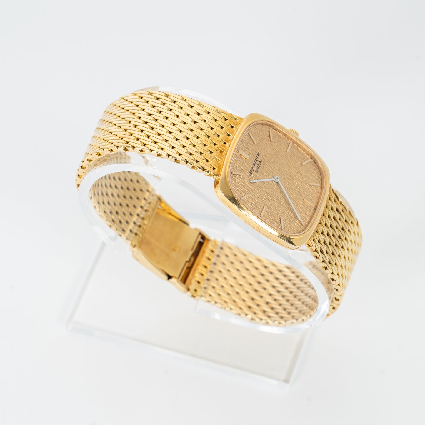 Patek Philippe Vintage Square Dress Watch in 18kt Gold