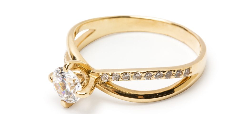 choosing gold engagement rings