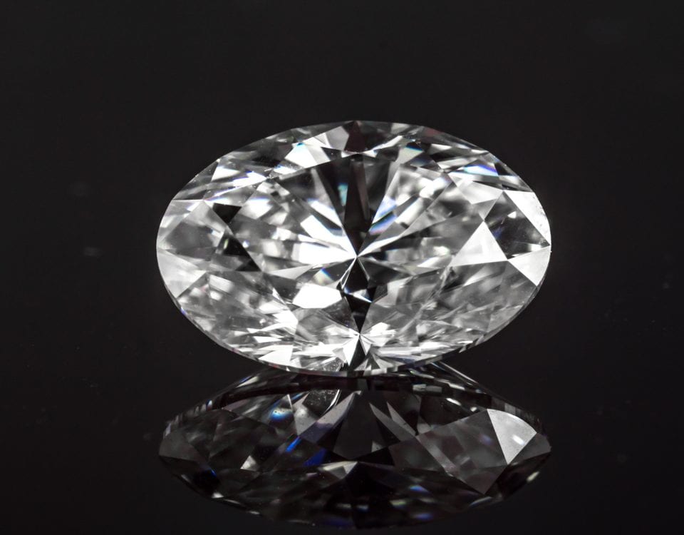 selection factors oval diamonds